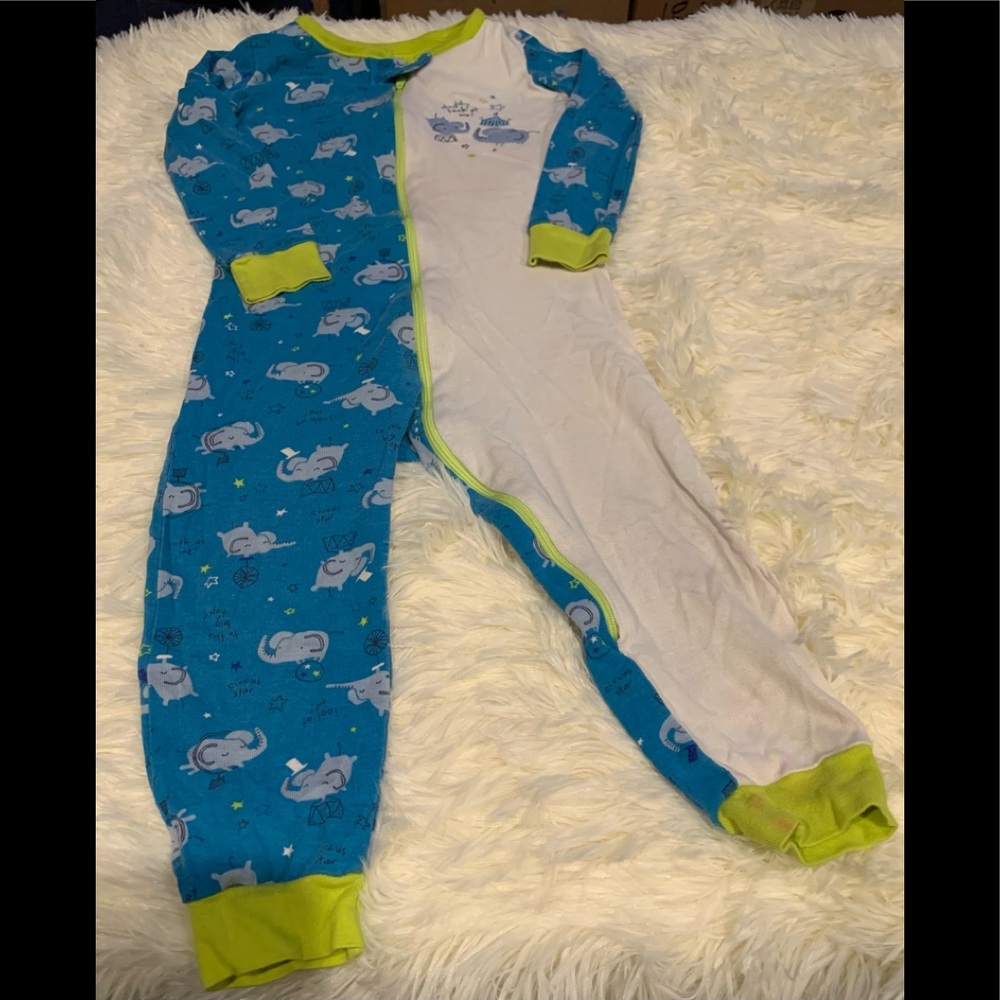 🔥Adorable Boys zippered pajamas w/o feet
